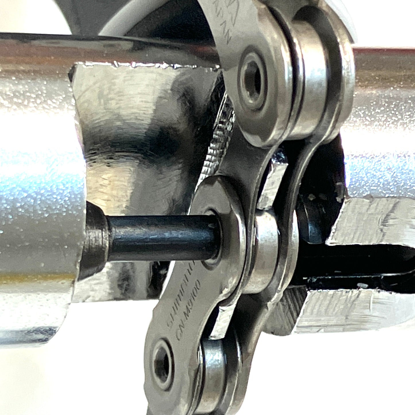 Kettennietendrücker